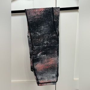 Lululemon Galaxy Like Leggings (size 4 but could def fit 2)